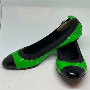 Chanel patent leather neon green flats size 39